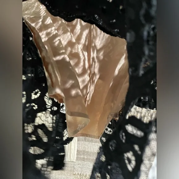 🖤 Current Air Anthropologie black embroidered lace ruffled midi skirt sz S - Picture 8 of 13